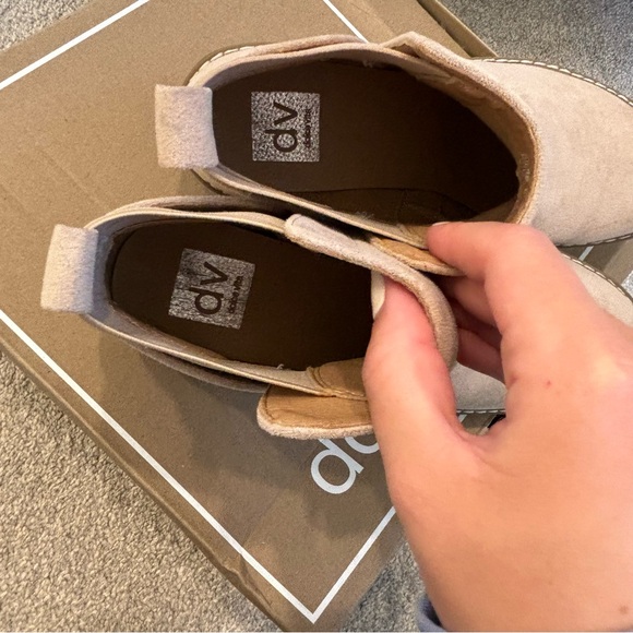 Dolce Vida beige boot - Hawk H2O Onyx Suede - Picture 2 of 5